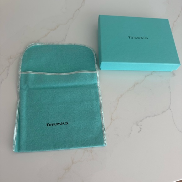 Tiffany & Co. flannel dust bag with box - Picture 4 of 5